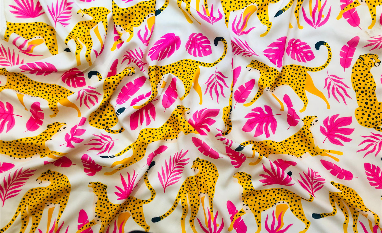 PINK YELLOW WILDLIFE ᴄᴜꜱᴛᴏᴍ