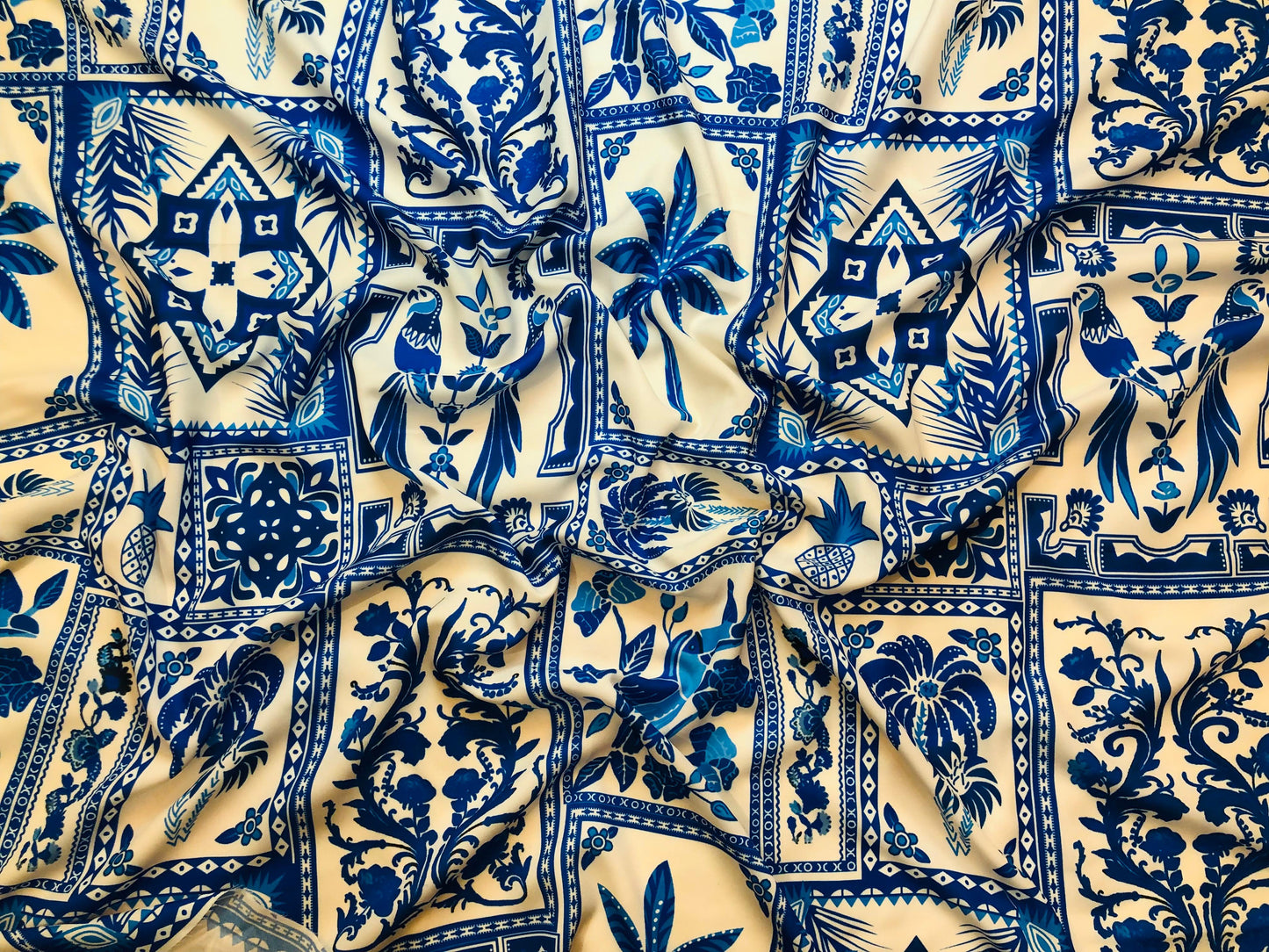 WHITE BLUE TROPICAL ᴄᴜꜱᴛᴏᴍ