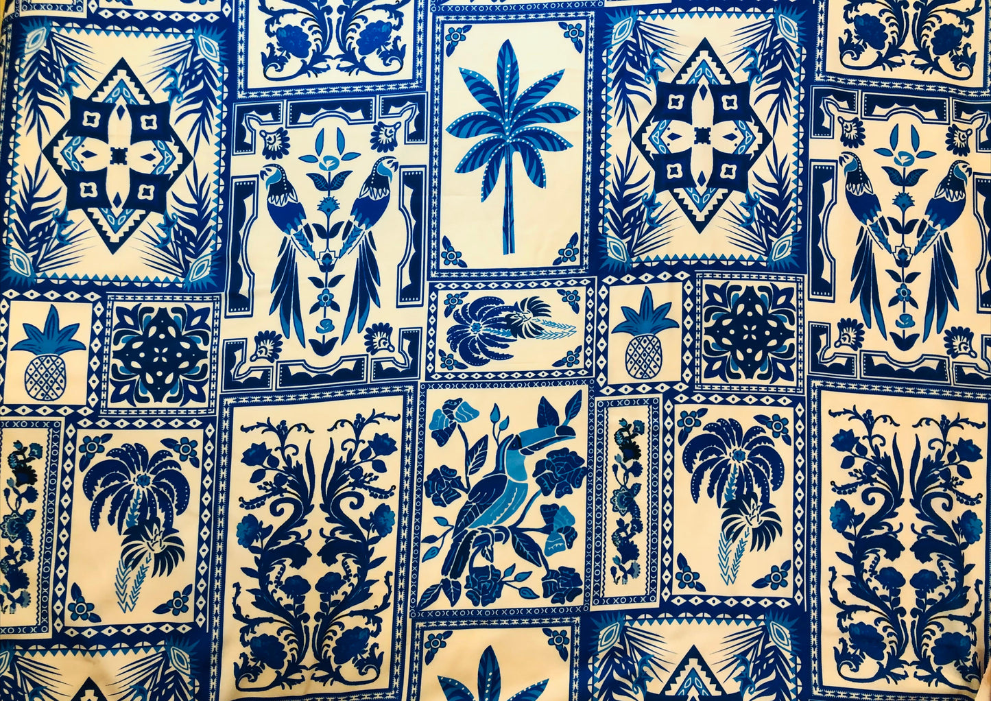 WHITE BLUE TROPICAL ᴄᴜꜱᴛᴏᴍ