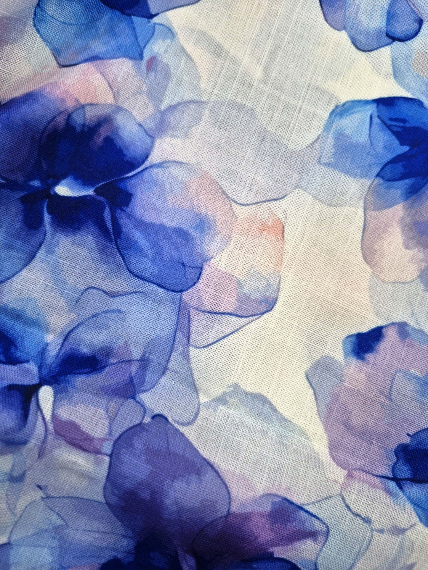 BLUE FLORAL DREAMS (LINEN)